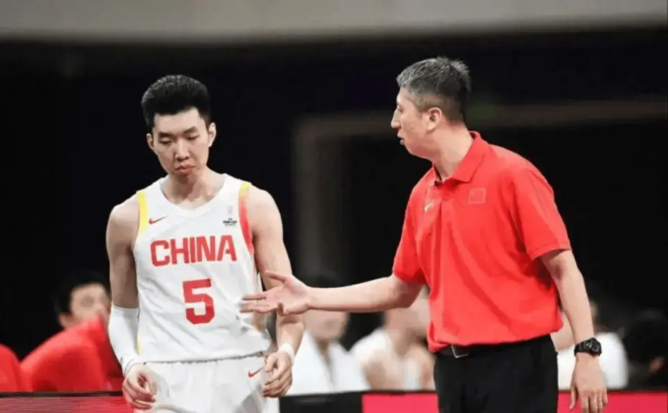 成为球队的, cn, 更加年轻的
